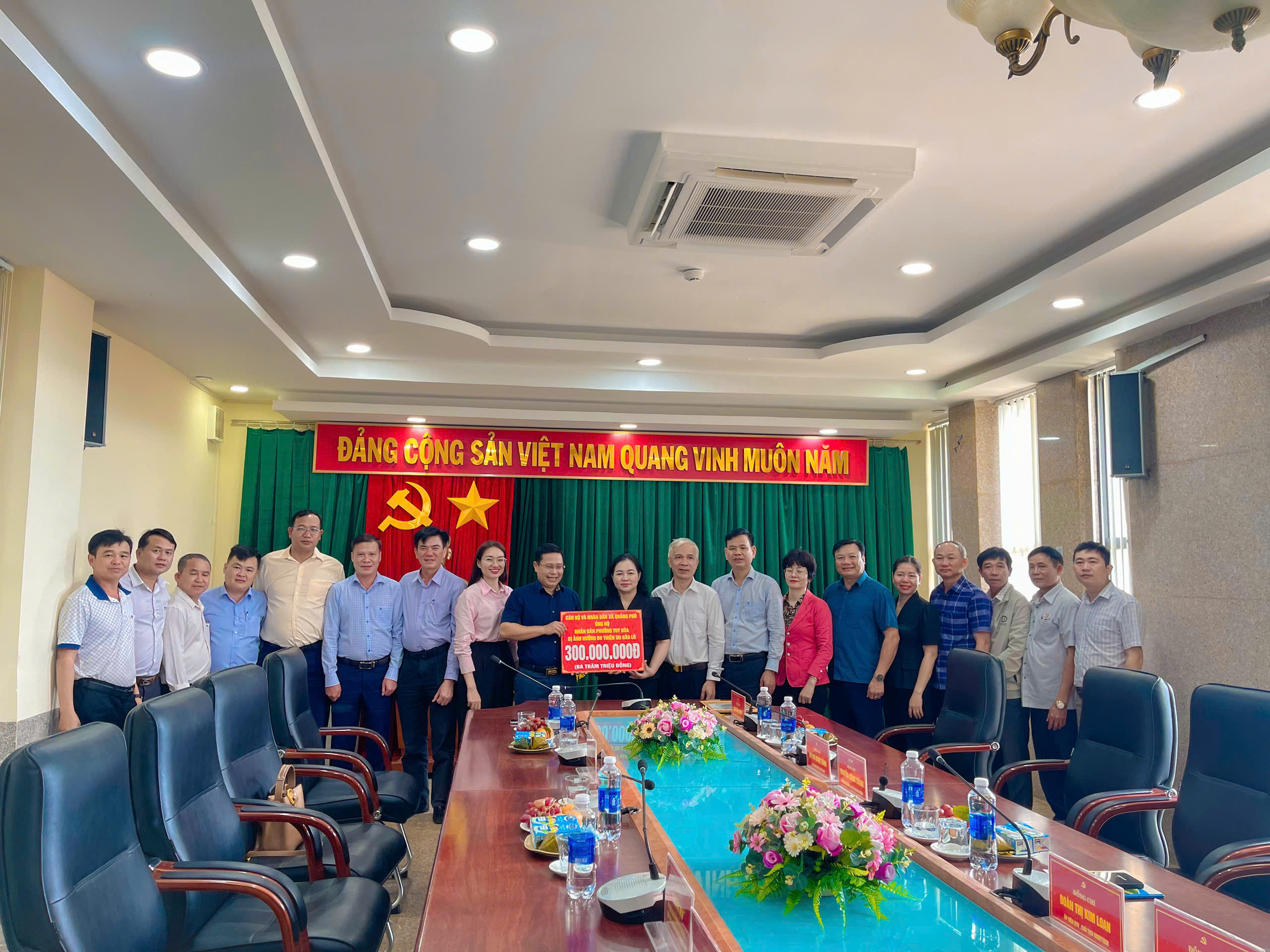 Đảng ủy, HĐND, UBND, UBMTTQ Việt Nam xã Quảng Phú tổ chức thăm, hỗ trợ lũ lụt và kết nghĩa với phường Tuy Hòa tỉnh Đắk Lắk